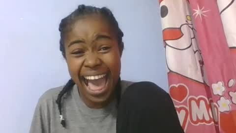phania185885 online show from 07-11-26, 07:27