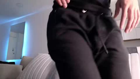 phantom_bigger1 online show from 01-13-26, 02:00