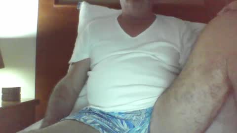 Snapshot of phil279 chatting on 01-03-25, 02:30 Phil online show from 01-03-25, 02:30