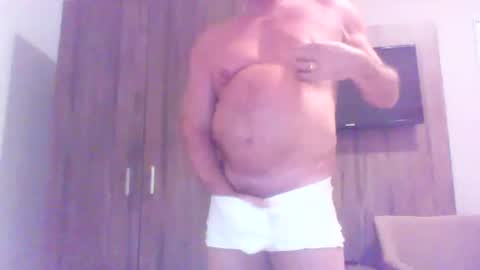 Snapshot of phil279 chatting on 11-12-25, 05:52 Phil online show from 11-12-25, 05:52