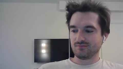 Snapshot of philborison chatting on 09-14-25, 05:50 PhilipBorison online show from 09-14-25, 05:50