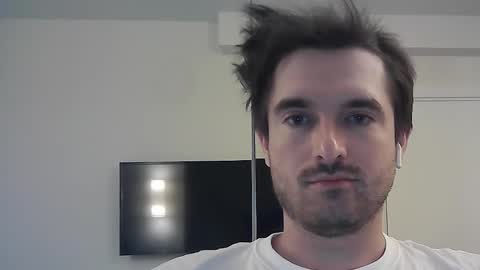 Snapshot of philborison chatting on 09-15-25, 05:07 PhilipBorison online show from 09-15-25, 05:07