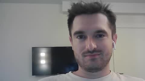 Snapshot of philborison chatting on 10-02-25, 04:52 PhilipBorison online show from 10-02-25, 04:52