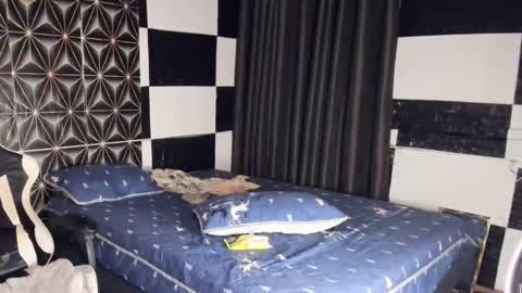 AJ online show from 02-14-25, 04:20