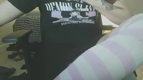 Snapshot of philiies08 chatting on 03-07-25, 03:19 Mia online show from 03-07-25, 03:19