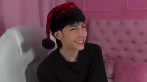 Phil.   INDEPENDENT MODEL online show from 03-11-26, 03:56