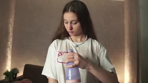 Bella online show from 01-10-25, 10:15