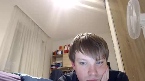 phillip25y online show from 04-01-26, 09:23