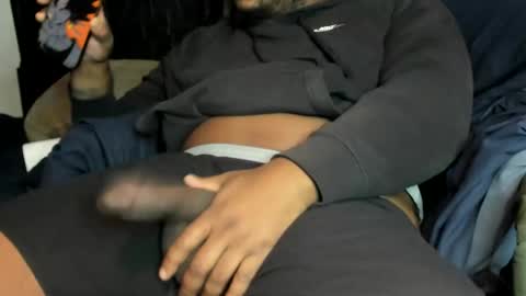 Snapshot of phillydick9 chatting on 01-22-25, 05:06 phillydick9 online show from 01-22-25, 05:06