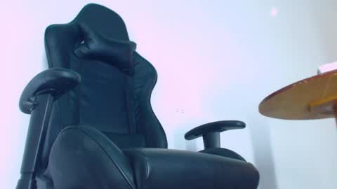 phlilloyhighclouds online show from 02-09-26, 02:32