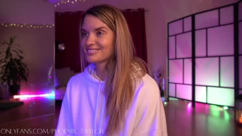PHOENIX TAYLOR online show from 12-07-24, 05:37