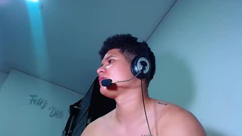 AdnierGnz online show from 03-11-25, 01:23