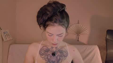 Snapshot of phoenixx_x chatting on 04-21-26, 12:23 phoenixx_x online show from 04-21-26, 12:23