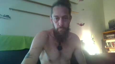 Snapshot of phorceofzen chatting on 05-23-26, 01:59 phorceofzen online show from 05-23-26, 01:59