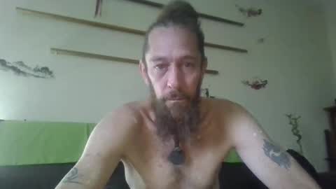Snapshot of phorceofzen chatting on 06-06-26, 12:32 phorceofzen online show from 06-06-26, 12:32
