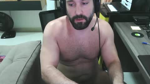 Snapshot of phunkybuddha chatting on 02-11-25, 02:46 phunkybuddha online show from 02-11-25, 02:46