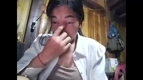 phuong_vietnam online show from 05-18-26, 01:02