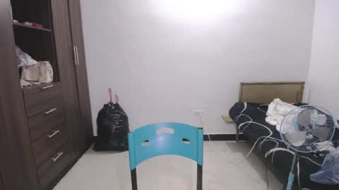 izzy online show from 04-26-26, 04:54