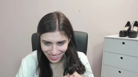 Snapshot of pia_desire chatting on 10-25-25, 06:54 P I A online show from 10-25-25, 06:54