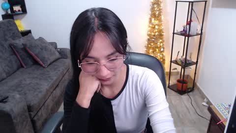 Pia  online show from 12-11-24, 08:50