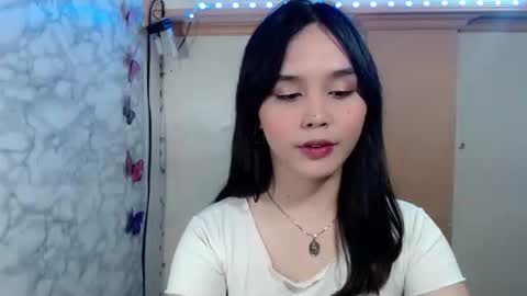 Ms Pia online show from 04-26-26, 05:43