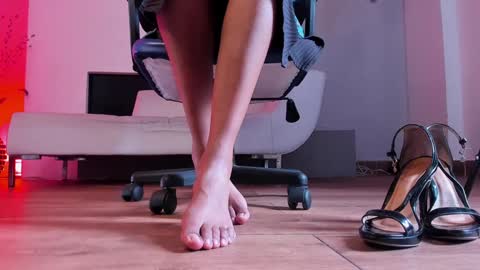    Special Couple Show - WELCOME TO XMAS   5 and 6 December  - 2 at 8 pm COL hour online show from 01-19-25, 07:26