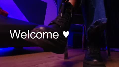    Special Couple Show - WELCOME TO XMAS   5 and 6 December  - 2 at 8 pm COL hour online show from 10-12-25, 10:53