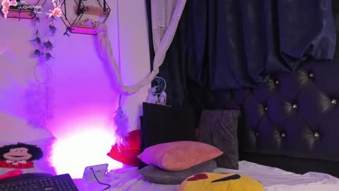  PIA FISHER  online show from 02-04-25, 10:54