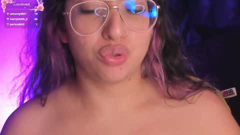  PIA FISHER  online show from 02-09-25, 05:08