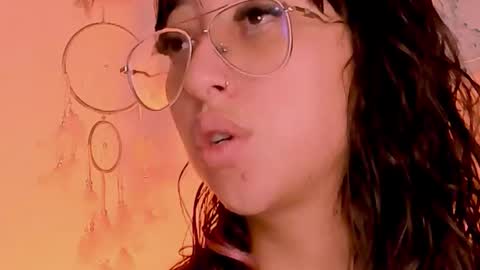  PIA FISHER  online show from 12-18-25, 01:22