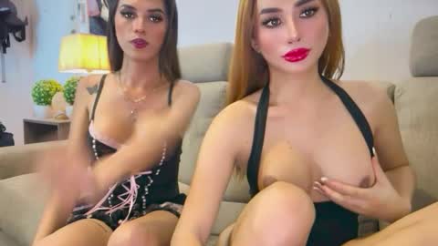 Snapshot of pialova chatting on 12-04-25, 07:06 PIA online show from 12-04-25, 07:06