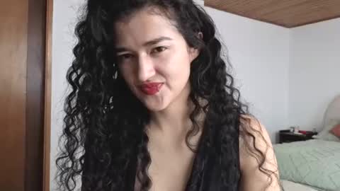 Snapshot of piama_burnss chatting on 03-17-26, 03:15 piama_burnss online show from 03-17-26, 03:15