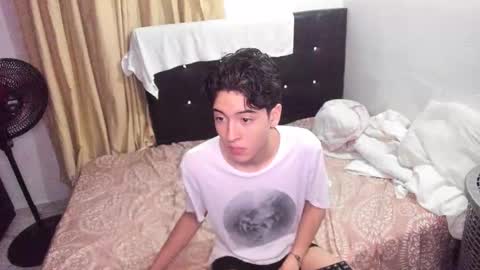 picaszomilos350 online show from 02-13-26, 05:25