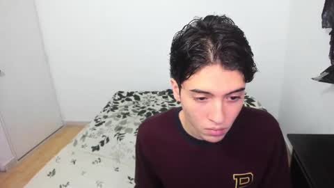 picaszomilos350 online show from 02-25-26, 11:47