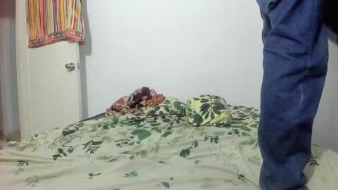 picaszomilos350 online show from 04-28-26, 04:17