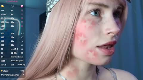 Snapshot of piera_ chatting on 10-09-25, 09:57 Piera online show from 10-09-25, 09:57