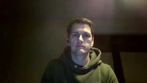 Snapshot of piercingsxxx chatting on 01-16-25, 04:28 piercingsxxx online show from 01-16-25, 04:28