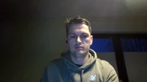 Snapshot of piercingsxxx chatting on 02-13-25, 04:39 piercingsxxx online show from 02-13-25, 04:39