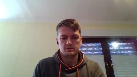 Snapshot of piercingsxxx chatting on 02-27-25, 09:00 piercingsxxx online show from 02-27-25, 09:00