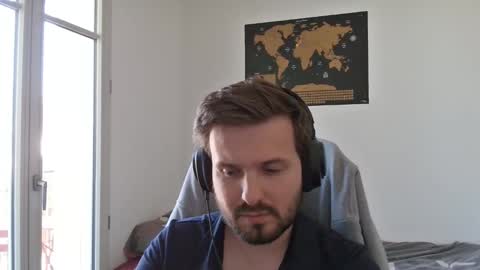 pierre_from_france75000 online show from 04-28-26, 01:27