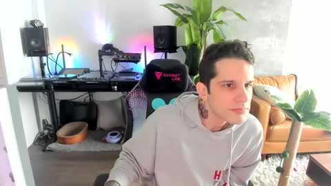 Snapshot of pierrefitch chatting on 02-27-25, 08:09 Pierre Fitch online show from 02-27-25, 08:09