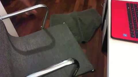Snapshot of pierrepauljacques06 chatting on 10-21-25, 06:36 Pierrepauljacques06 online show from 10-21-25, 06:36