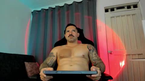 Pierre online show from 10-19-25, 12:11