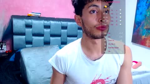 Snapshot of piggy_eddy chatting on 12-09-24, 12:12  Eddy Brock... Its a pleasure to talk to...  online show from 12-09-24, 12:12