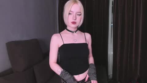 Snapshot of piginnya chatting on 11-05-25, 02:39 piginnya online show from 11-05-25, 02:39