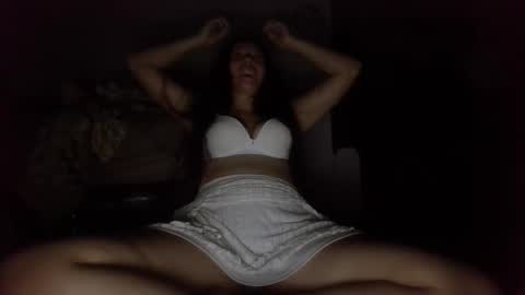 Mila online show from 09-18-25, 04:14