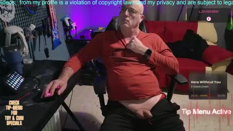 Snapshot of pilot_dave_69 chatting on 12-22-25, 04:42 Dave online show from 12-22-25, 04:42