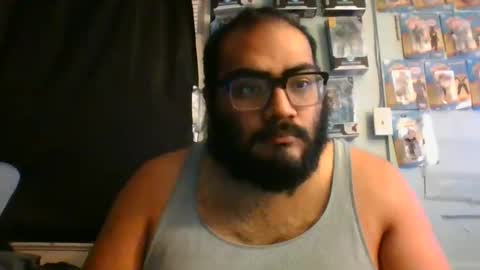 Snapshot of pimpinmoerules chatting on 01-22-25, 04:44 gordito sexy online show from 01-22-25, 04:44