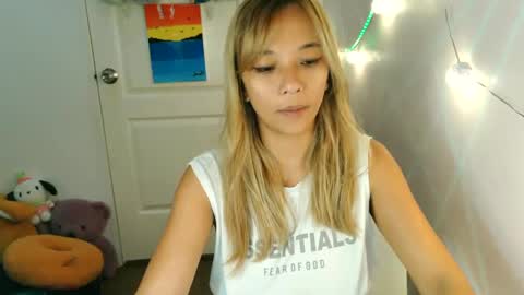 pinay beauty14 online show from 02-17-25, 10:58