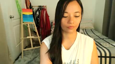 Snapshot of pinay_beauty14 chatting on 05-27-26, 01:57 pinay beauty14 online show from 05-27-26, 01:57